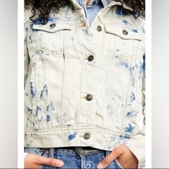 Free People Denim Jacket In Jones Tie Dye size L - Picture 2 of 11